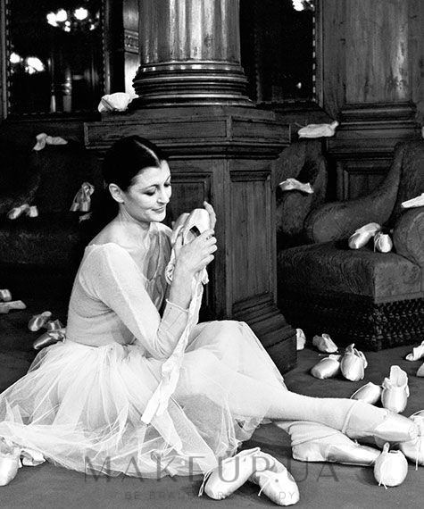 rasprodazha-carla-fracci-aurora-nabor-edp-50ml-bmilk-215ml-128139-20141013141144